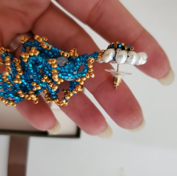 beaded dangly earrings - Picture 3 of 3